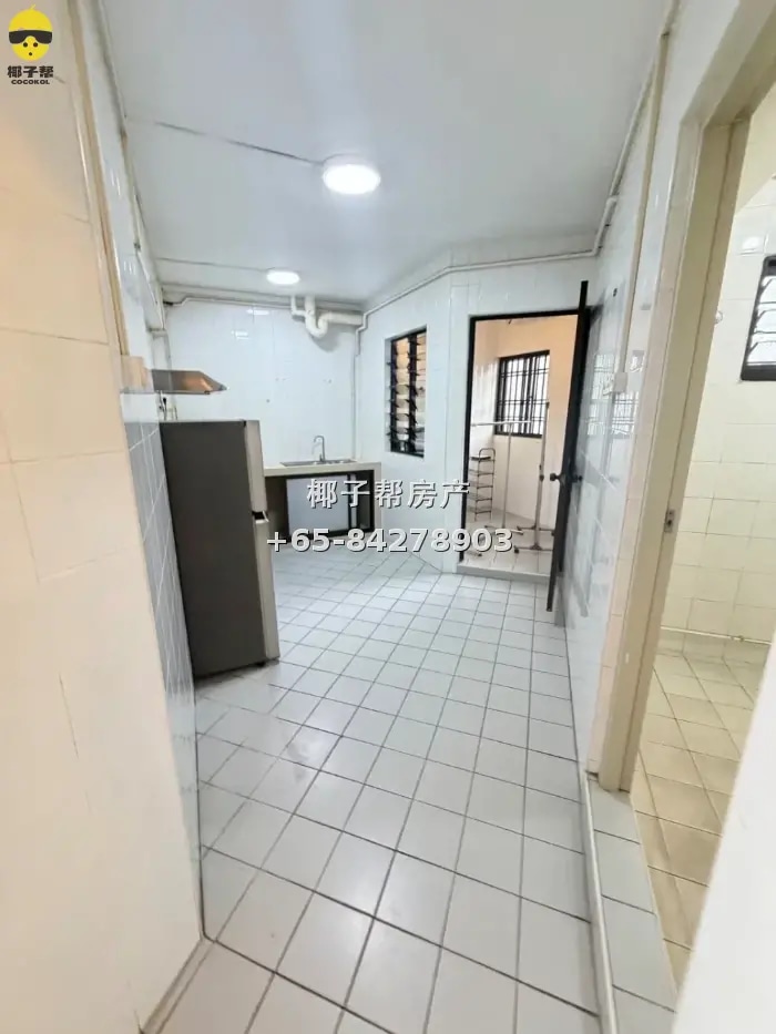 【出租】盛港码高地铁旁组屋普通房 男生搭房 包水电可煮 2