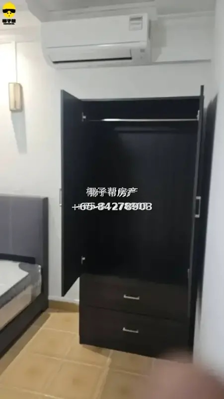 【出租】宏茂桥组屋空调普通房 近地铁包水电 无中介费带家具 2
